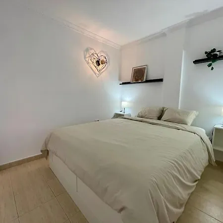 Charming Cristianos Apartment