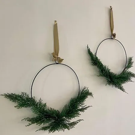 Charming Cristianos לוס כריסטיאנוס